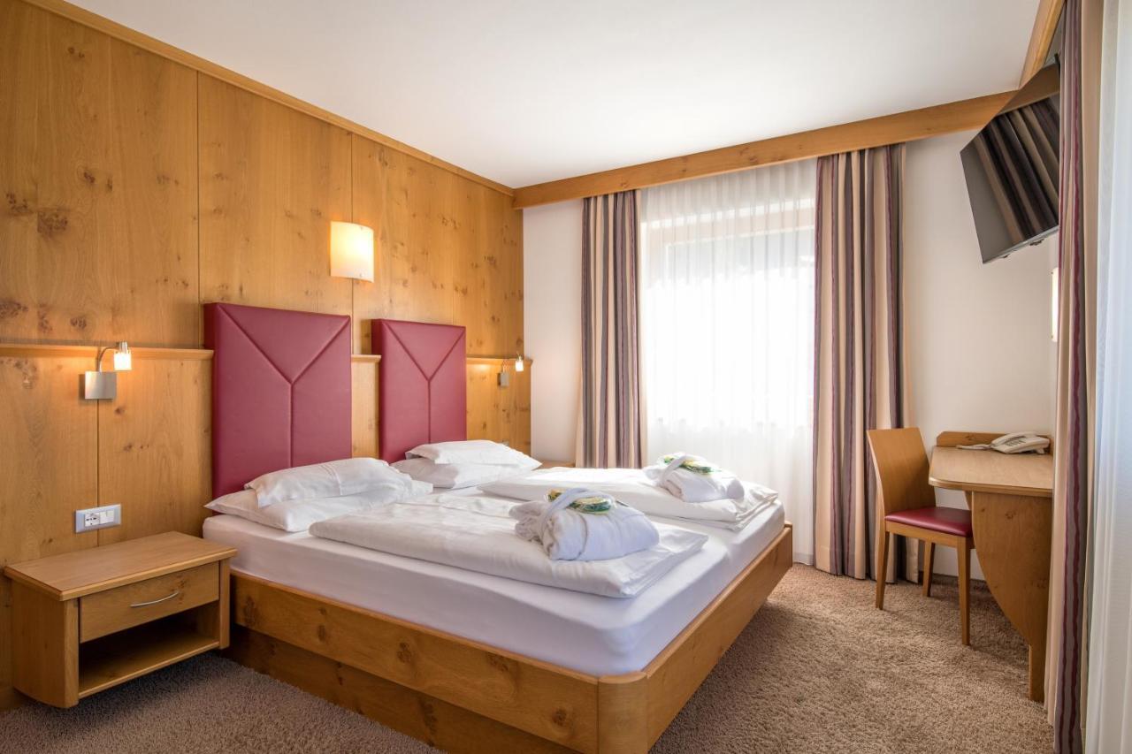 Garni Hotel Bel Vert 셀바디발가르디나 외부 사진