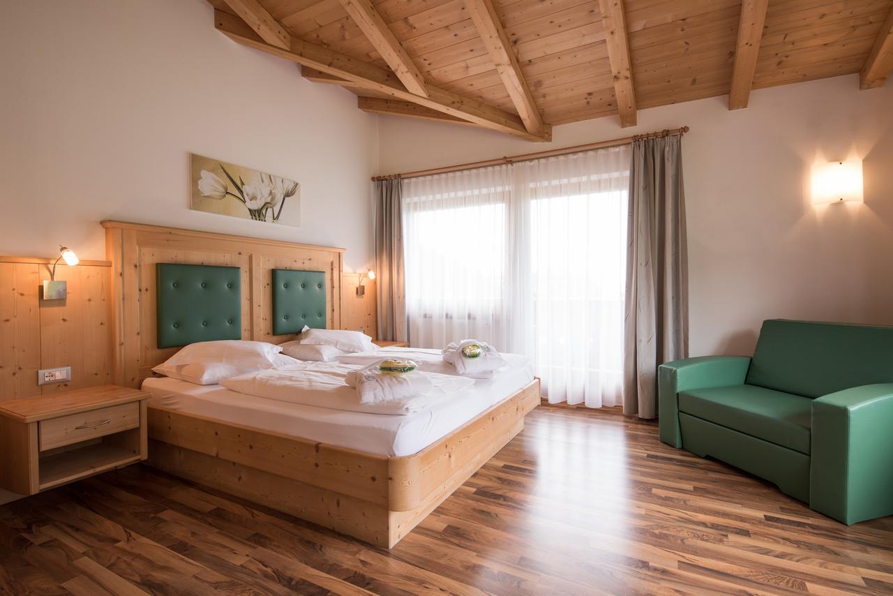 Garni Hotel Bel Vert 셀바디발가르디나 외부 사진