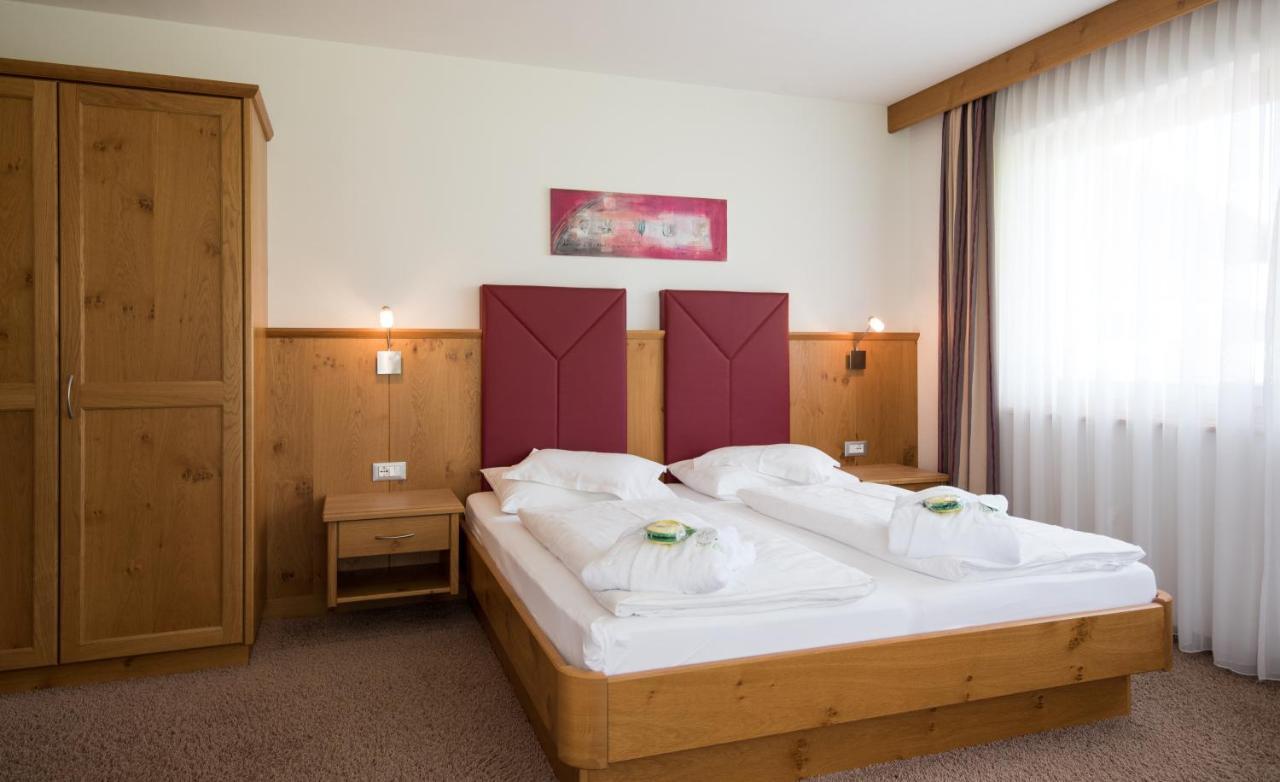 Garni Hotel Bel Vert 셀바디발가르디나 외부 사진