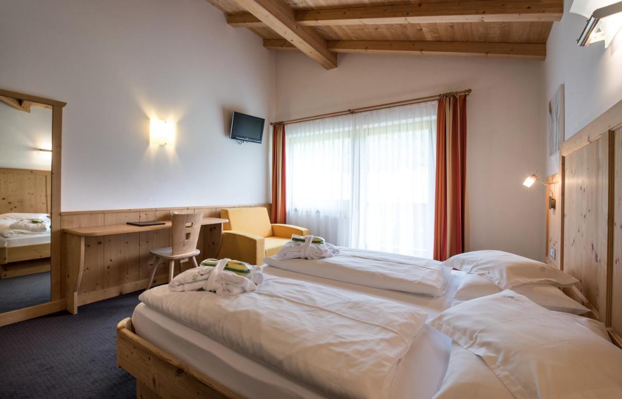 Garni Hotel Bel Vert 셀바디발가르디나 외부 사진